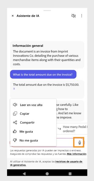 El panel del Asistente de IA muestra un icono de voz para las preguntas basadas en la voz.