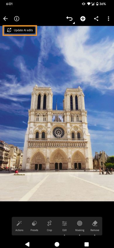 Le bouton Mettre à jour les modifications par IA est mis en surbrillance sur l’image d’église en mode Loupe.