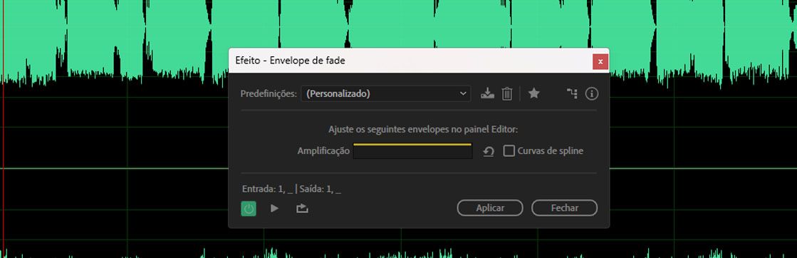 A caixa de diálogo do efeito Fade Envelope está aberta, e as configurações estão disponíveis para reduzir a amplitude em quantidades variáveis ao longo do tempo.