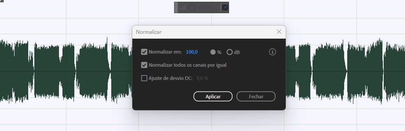 A caixa de diálogo do efeito “Normalizar” está aberta, com as opções de “Normalizar para”, “Normalizar todos os canais igualmente” e “Ajustar viés de DC” para ajuste.