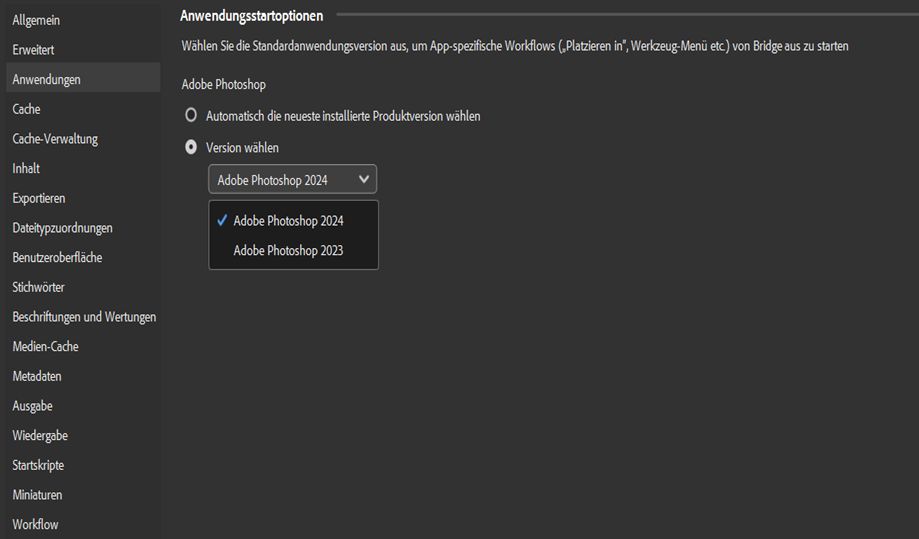 Das Dialogfeld „Anwendungsvoreinstellungen“ in Adobe Bridge ist auf dem Bildschirm geöffnet. Der Benutzer kann jetzt aus den Anwendungsstartoptionen sowie die gewünschte Photoshop-Version für die Workflows der Menüs „Platzieren“ und „Werkzeuge“ auswählen.