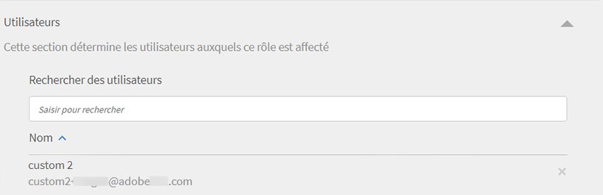 Attribuer des utilisateurs à un rôle personnalisé