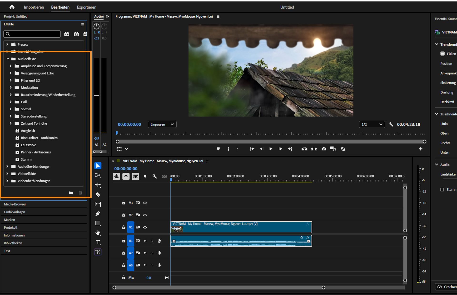 Hervorgehobene Ansicht des Bedienfelds „Audioeffekte“ in Premiere Pro mit erweiterbaren Kategorien wie Amplitude und Komprimierung, Verzögerung und Echo, Filter und EQ, Modulation, Hall und anderen.