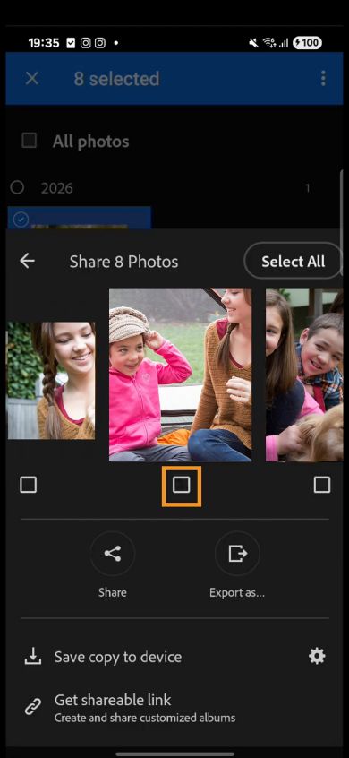 Checbox icon is highlighted where images are displayed in carousel view on share screen.