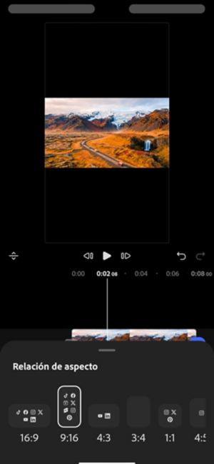 Panel de relación de aspecto con 9:16 seleccionado, mostrando la vista previa en formato vertical con barras negras y los iconos de plataforma para cada relación.