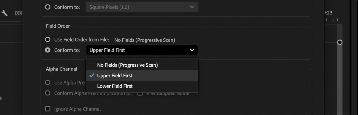 La pestaña Interpret Footage en el cuadro de diálogo Modify Clip está abierta.La opción Upper field first en Use Field Order from File está seleccionada para que Premiere Pro trate el material como campo superior primero, anulando los metadatos.