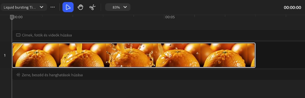 Idővonal panel a Fireflyban, amely videóklip-sorozatot jelenít meg lejátszásvezérlőkkel és videó- és hangsávokkal.