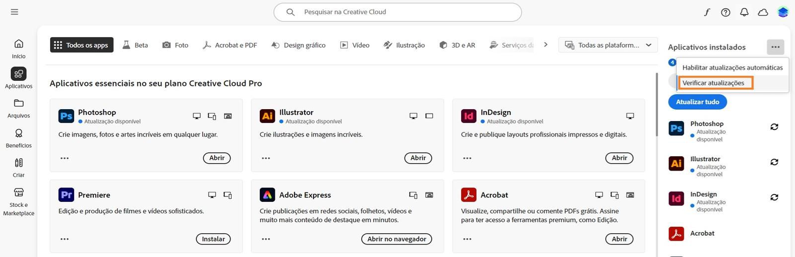 O menu expandido permite habilitar atualizações automáticas, verificar se há atualizações e atualizar todos os aplicativos. 