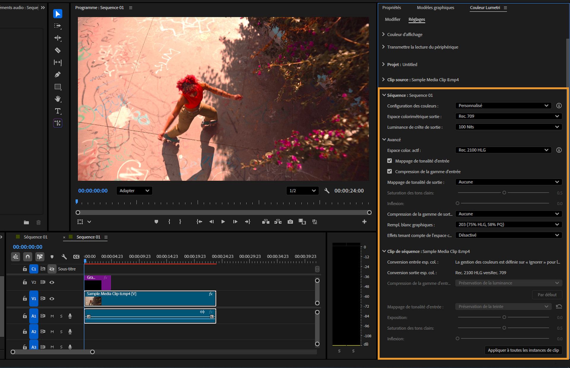 Interface de Premiere Pro montrant les paramètres de gestion des couleurs pour une séquence et un clip sélectionné dans le panneau Couleur Lumetri.