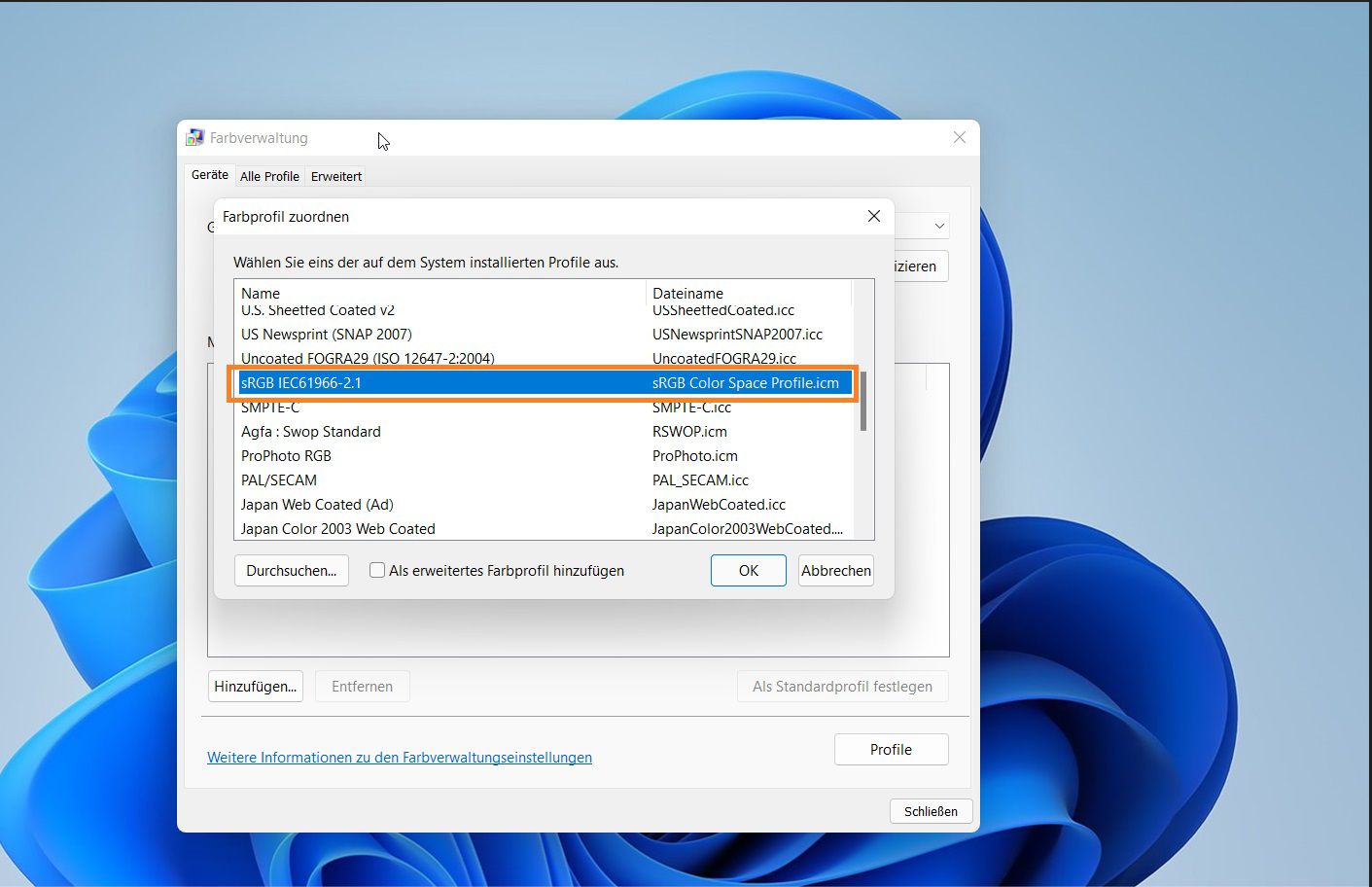 Das Popup-Fenster „Farbprofil verknüpfen&quot; wird geöffnet. Dort kannst du „sRGB IEC61966-2.1&quot; auswählen.