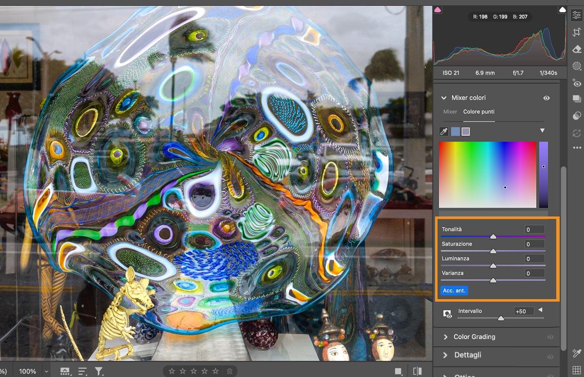 un’immagine scattata attraverso una finestra con un riflesso evidente. Il pannello Colore punto è evidenziato nel pannello di modifica di Camera Raw.