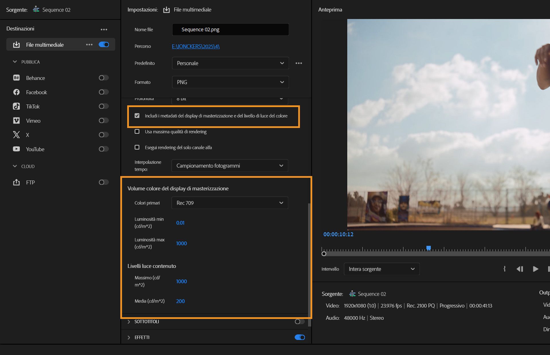 Le impostazioni di esportazione in Premiere Pro mostrano l’opzione Includi il display di masterizzazione e i metadati del livello di luce del colore attivata, con i campi visibili per i colori primari, la gamma di luminanza e i livelli di luce del contenuto.