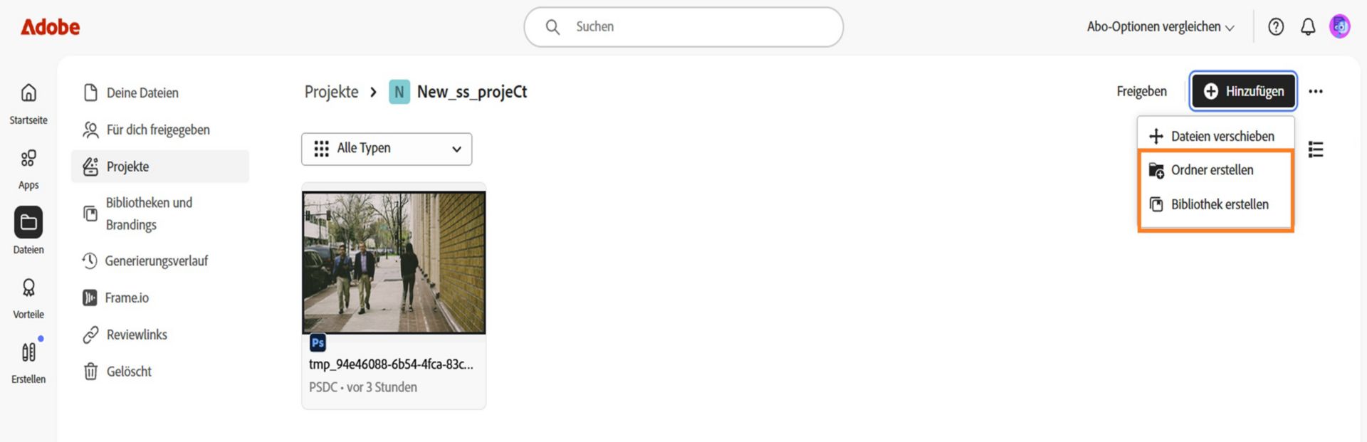 Die Adobe-Weboberfläche zeigt die Projektansicht, in der Dateien hinzugefügt und durch Anlegen von Ordnern oder Bibliotheken organisiert werden können.