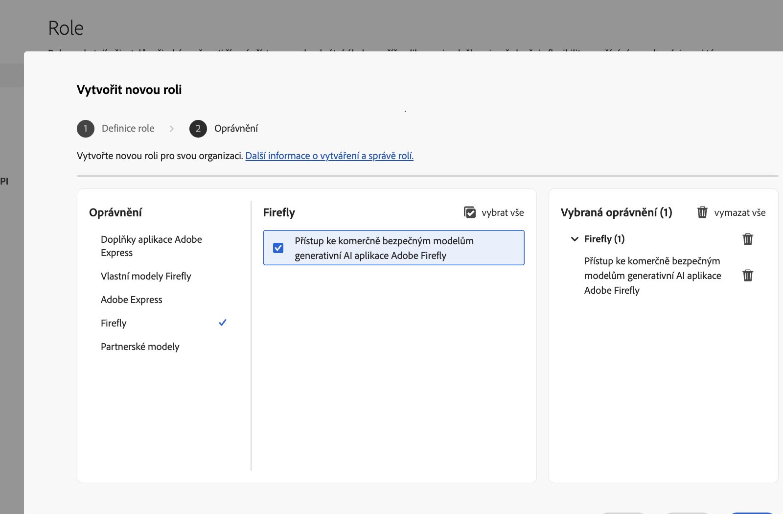 Obrázek zobrazuje obrazovku Vytvořit roli v Admin Console se seznamem oprávnění a možností, ze kterých si můžete vybrat