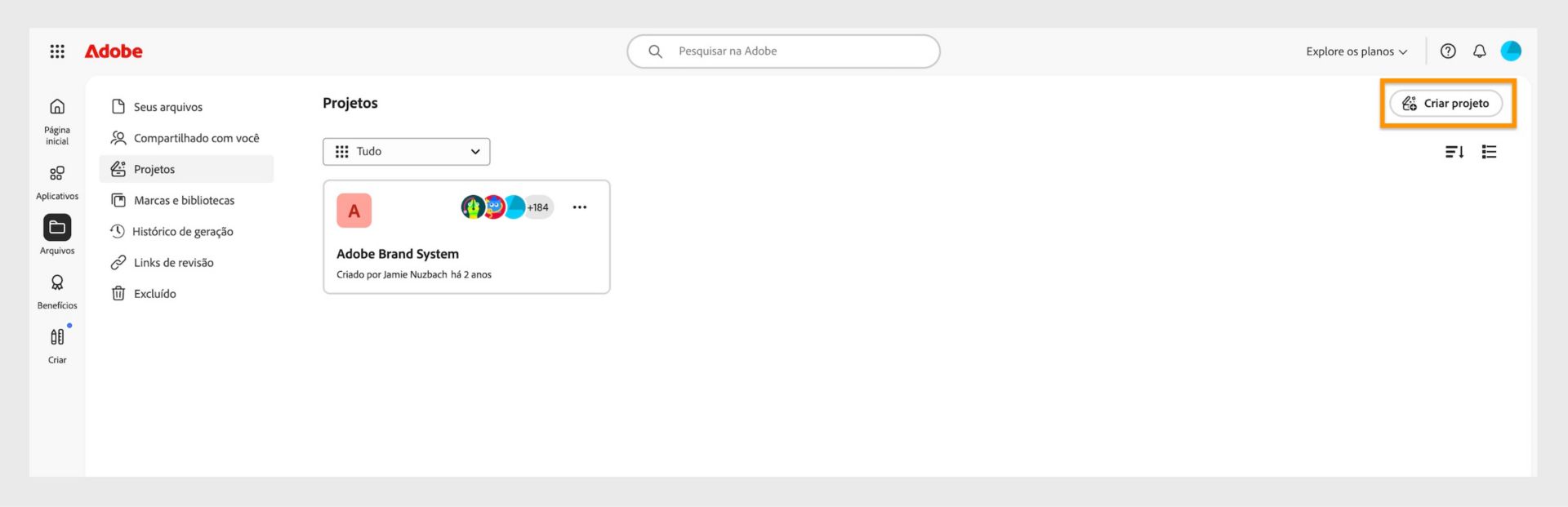 O botão Criar projeto, disponível no canto superior direito na aba Projetos, permite criar um novo projeto. 