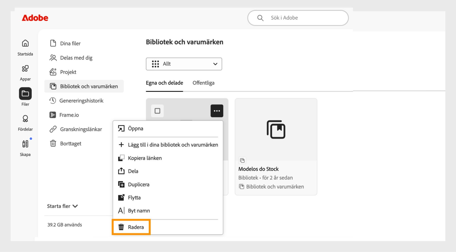 Elementets snabbmeny, som öppnas när du högerklickar på ett element i ditt bibliotek, ger alternativet att ta bort elementet från biblioteket. 