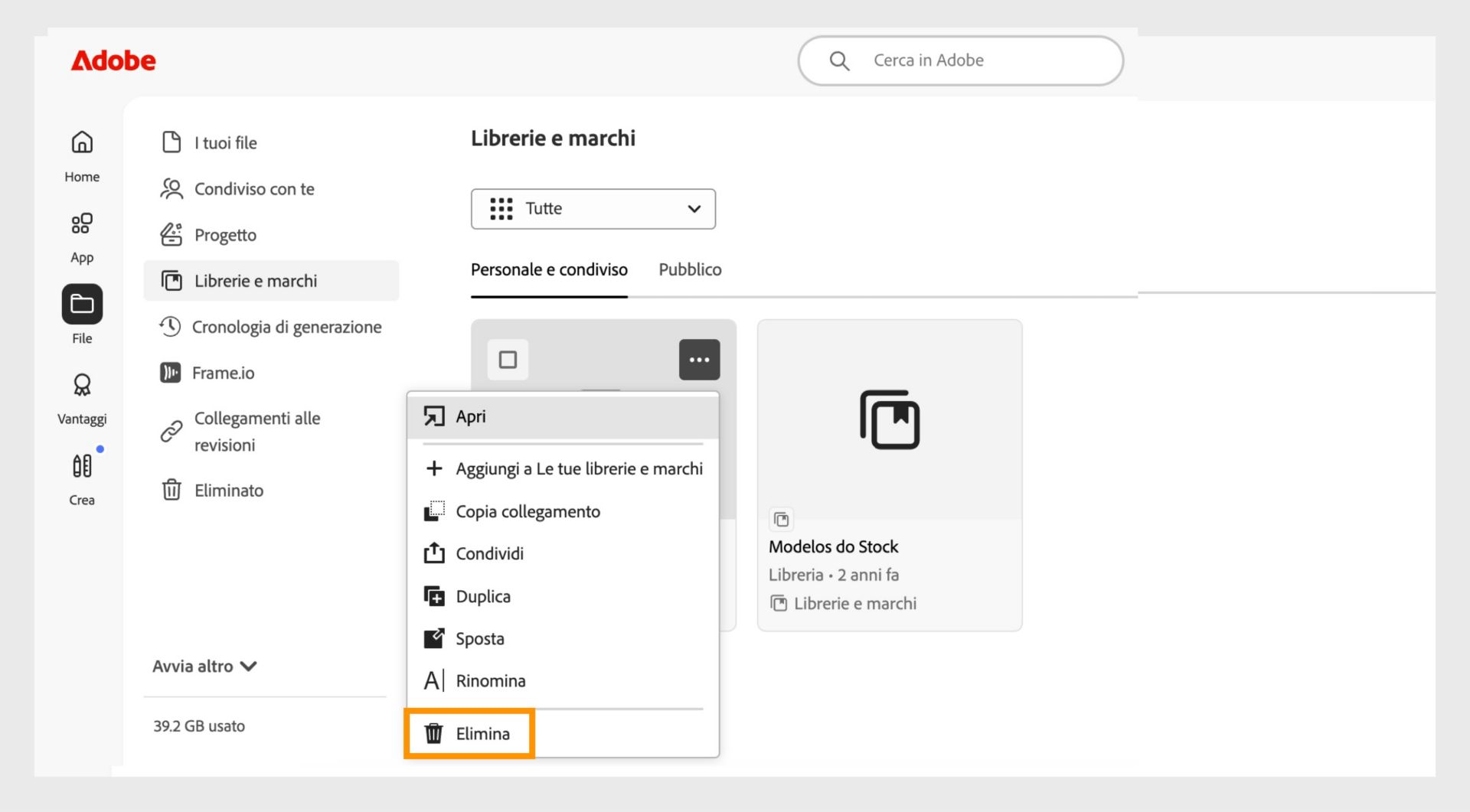 Il menu contestuale dell'elemento, che si apre quando fai clic con il pulsante destro del mouse su un elemento nella tua libreria, offre l'opzione per eliminare l'elemento dalla libreria. 