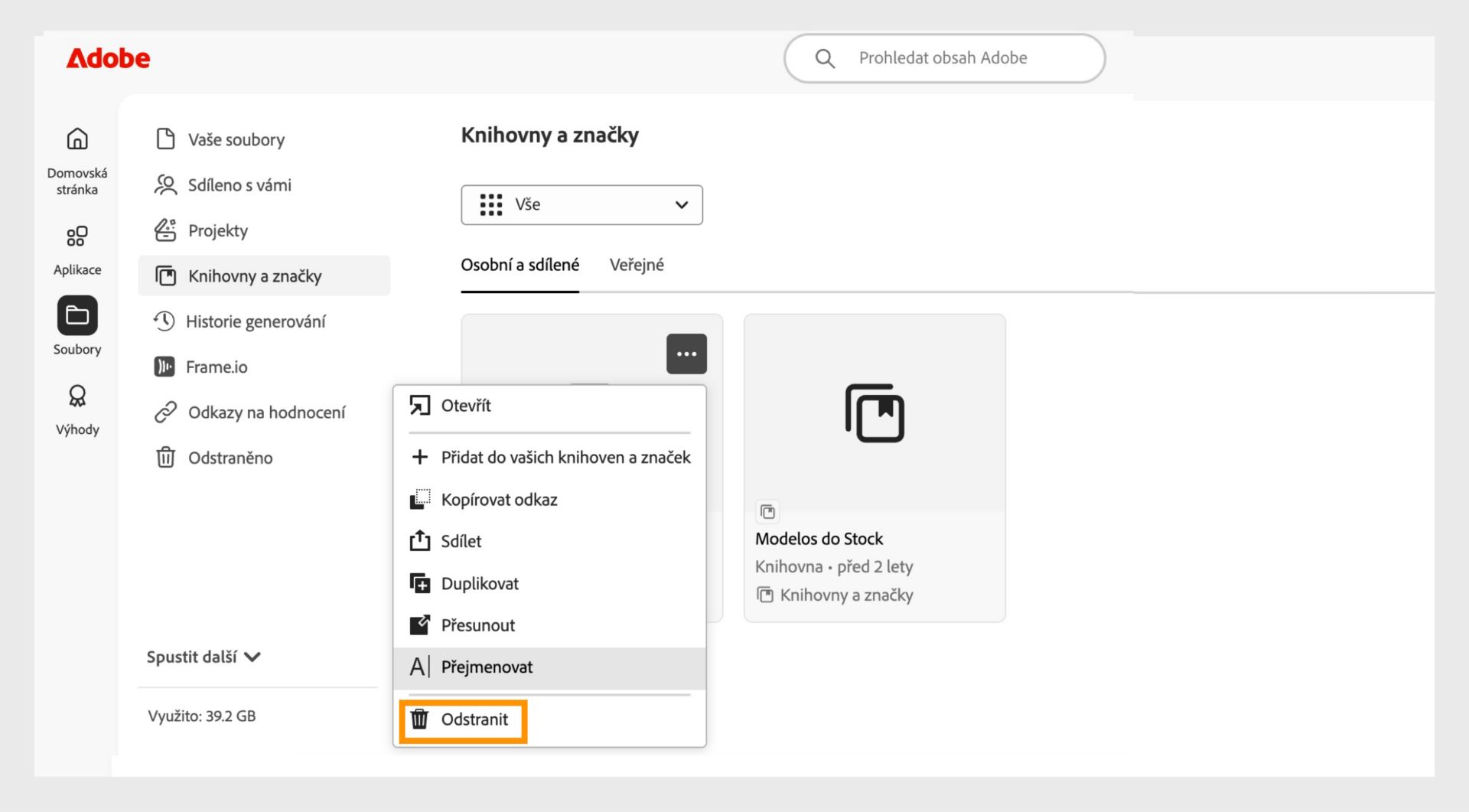 Kontextová nabídka prvku, která se otevře po kliknutí pravým tlačítkem myši na prvek ve vaší knihovně, poskytuje možnost odstranit prvek z knihovny. 