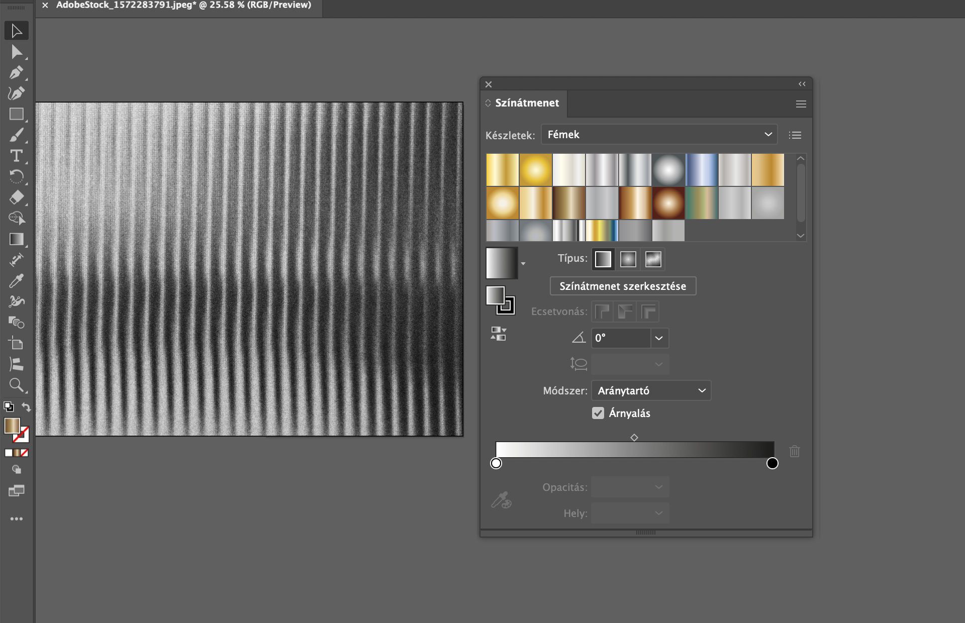 Színátmenet panel az Illustrator programban, amely fém előbeállításokat mutat árnyalással alkalmazva egy szürkeárnyalatos textúrált háttérre.