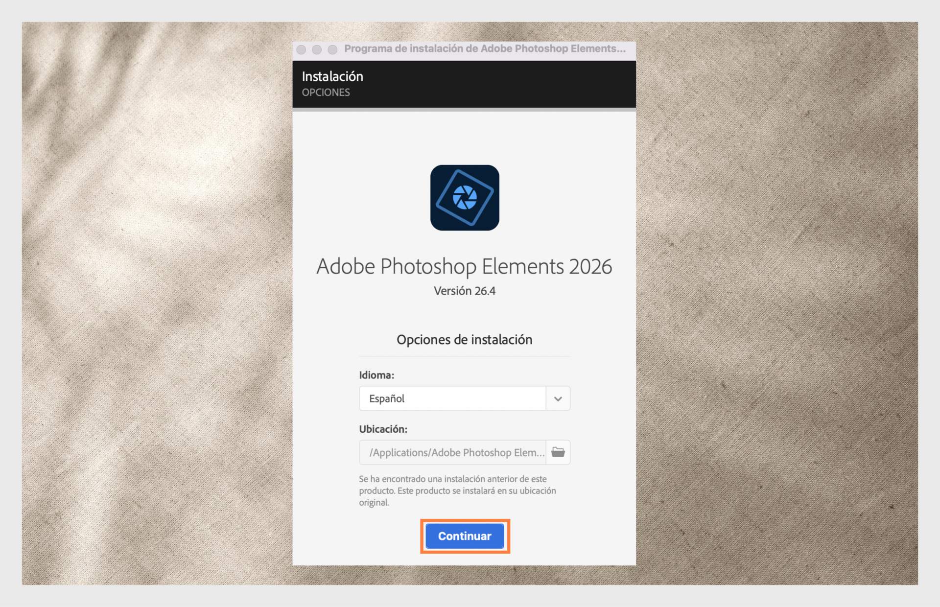 La ventana Opciones de instalación muestra el menú desplegable para seleccionar el idioma y la opción para seleccionar la ubicación de instalación de Photoshop Elements. 