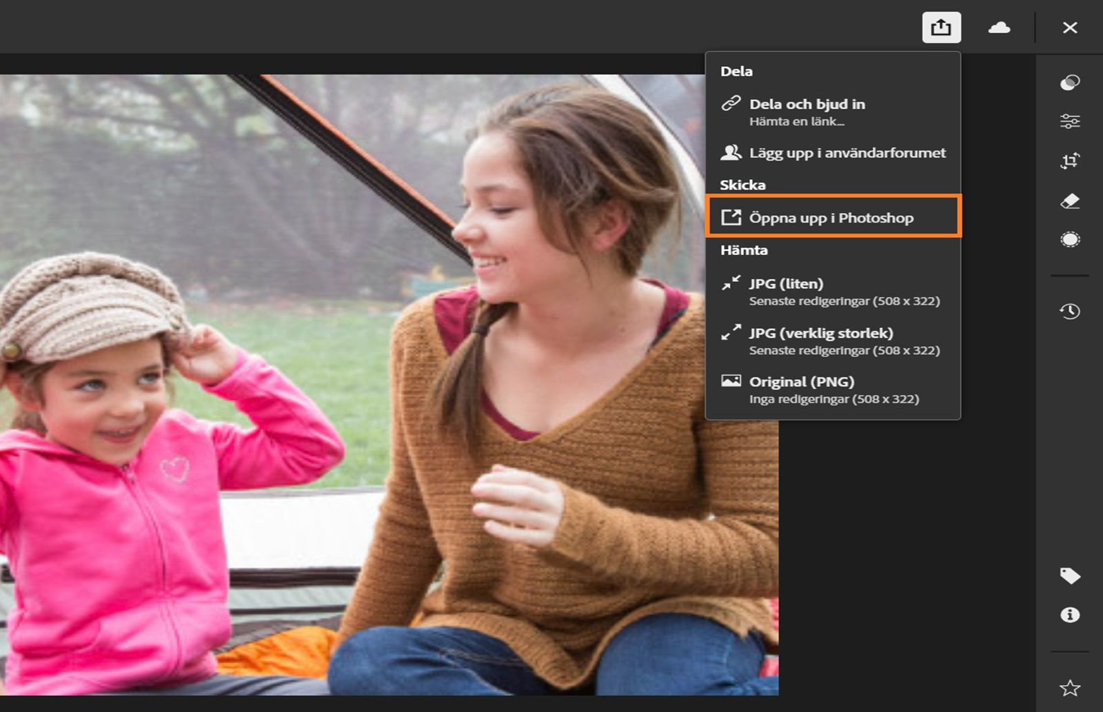 En bild av en pojke och en flicka öppnas upp i Lightroom på webben där menyn Öppna upp i Photoshop är markerad.