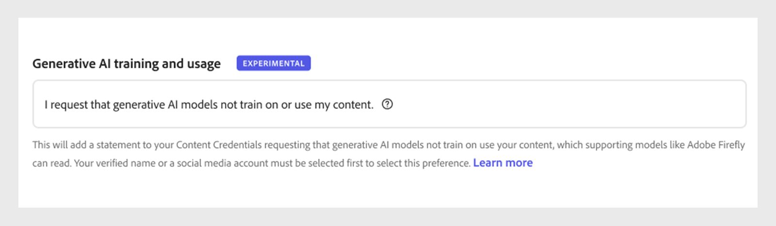 Grensesnitt for opplæring og brukspreferanser for generativ kunstig intelligens i Adobe Content Authenticity (Beta), som viser alternativet: «Jeg ber om at generative KI-modeller ikke trenes på eller bruker innholdet mitt», med en merknad om kravet om et bekreftet navn eller en tilkoblet konto for sosiale medier.