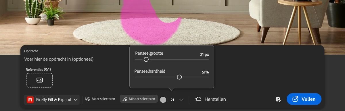 De penseelbesturingen zijn geopend en er zijn opties om de penseelgrootte en hardheid te wijzigen.