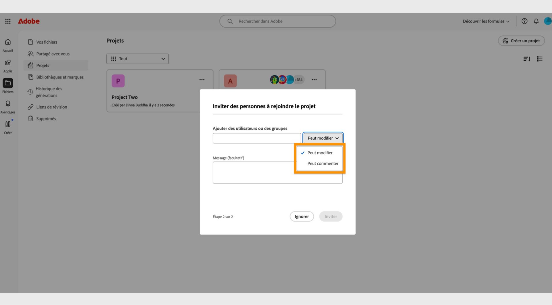 Le menu déroulant mis en surbrillance dans la boîte de dialogue vous permet d’accorder des autorisations de modification ou de commentaire à vos collaborateurs. 