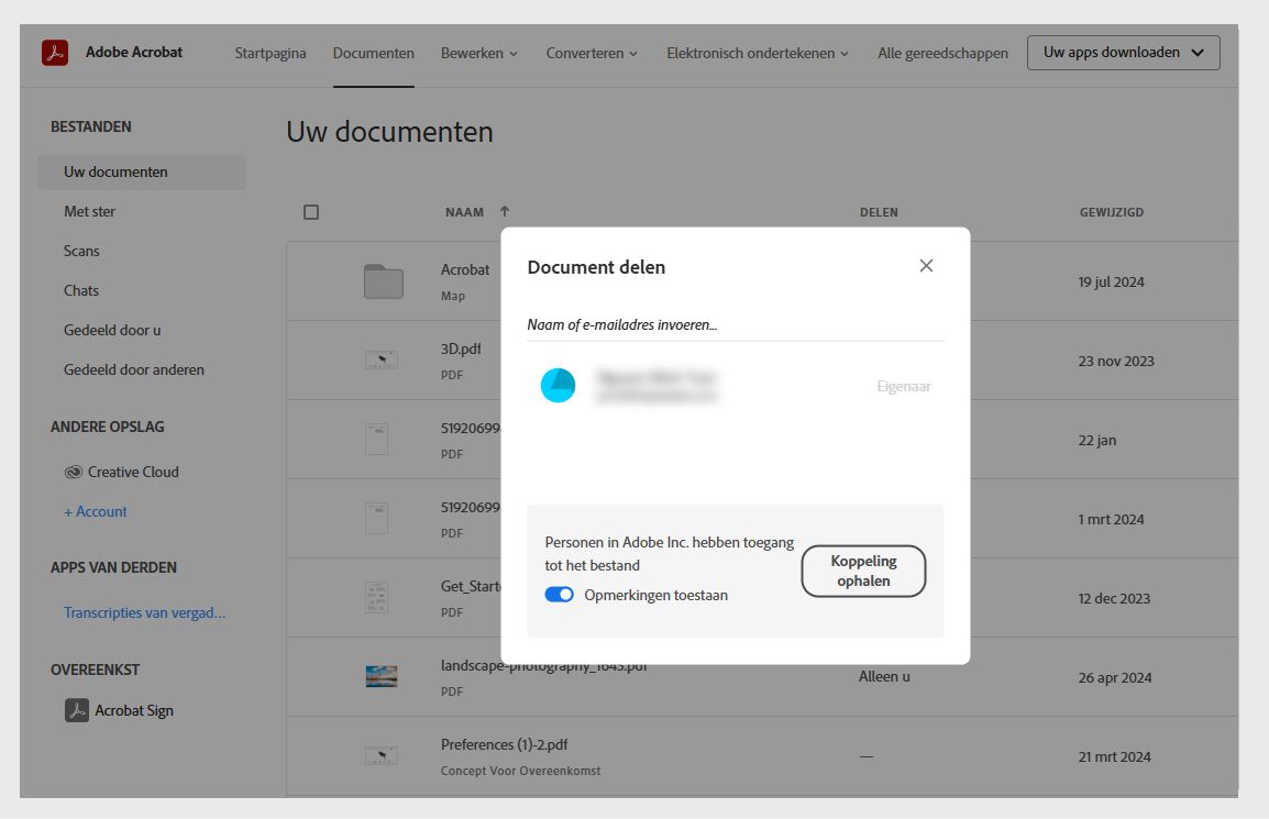 Het dialoogvenster Document delen bevat een veld om de naam van de ontvanger in te voeren, een schakelaar om opmerkingen toe te staan en een knop Koppeling ophalen.