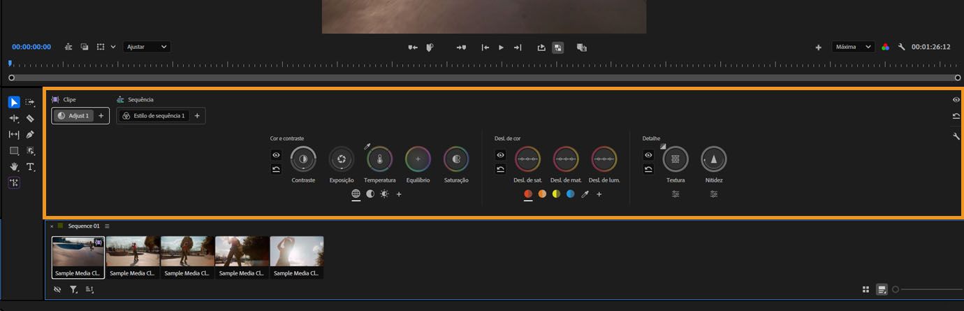 Painel Ferramentas de cor com controles de ajuste de cor acima da Grade de clipes no modo de cores.