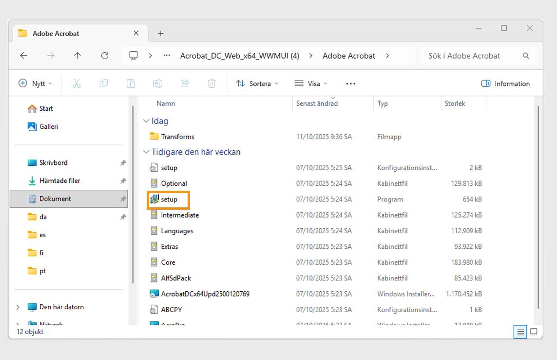 Adobe Acrobat-installationsprogrammets filkomponenter visas och installationsfilen är markerad i orange., Bild
