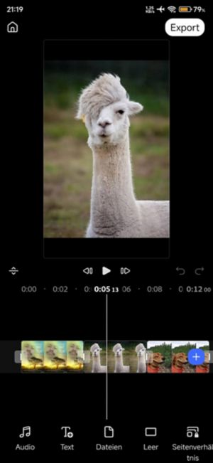 Die mobile Zeitleiste von Premiere Rush mit einem ausgewählten, importierten Videoclip, auf der die Optionen „Teilen“, „Löschen“, „Filter“ und „Effekte“ angezeigt werden.