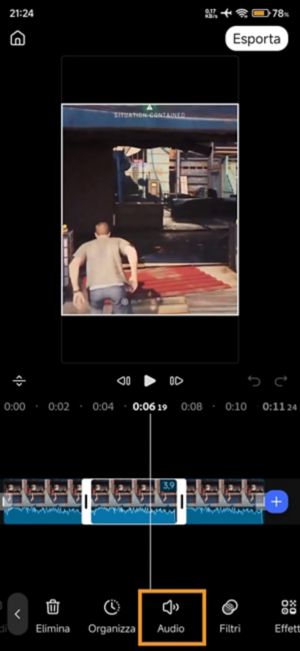 Pulsante Audio evidenziato nella barra degli strumenti con una clip selezionata nella timeline.