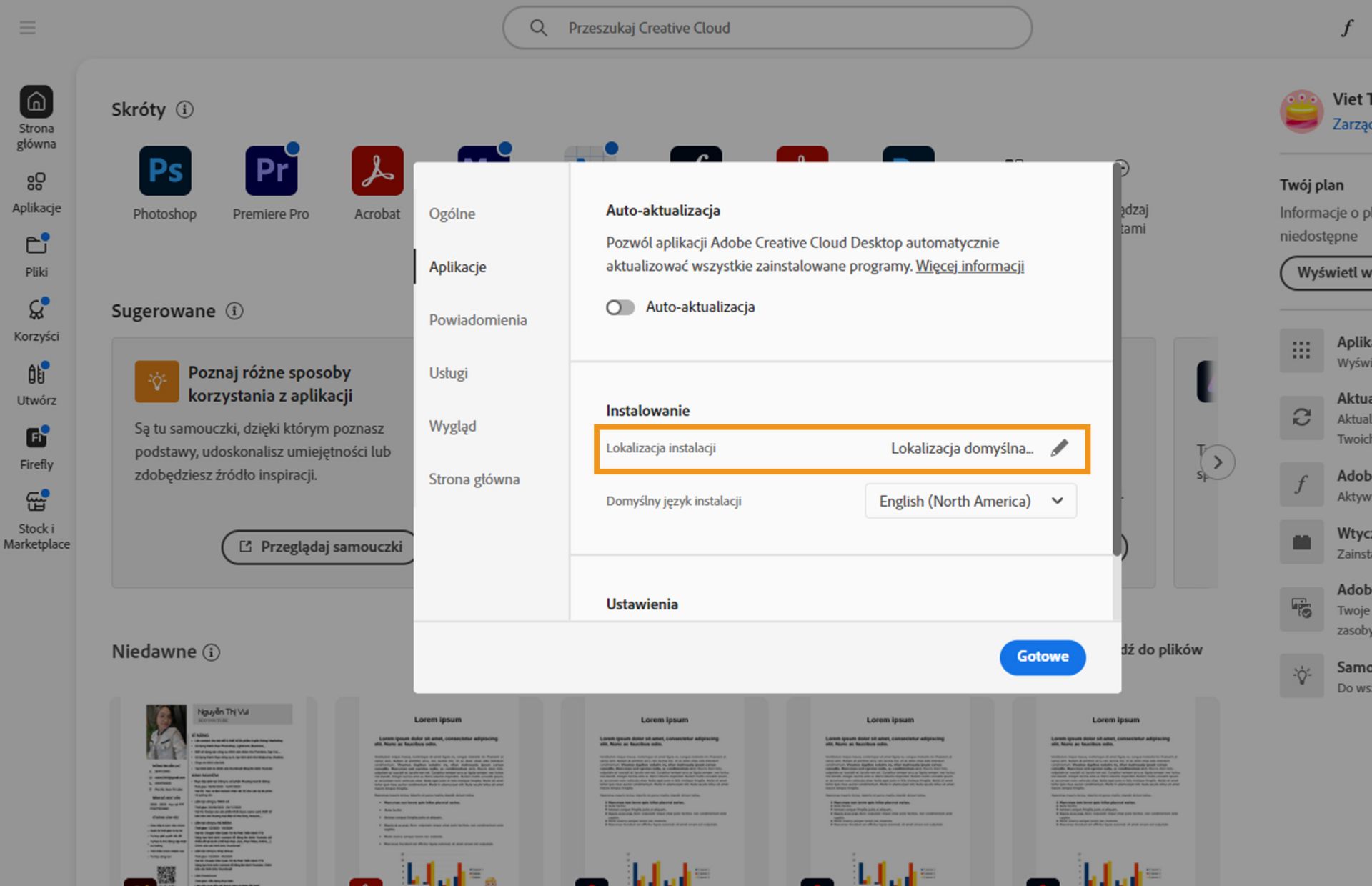 Panel preferencji Adobe Creative Cloud otwarty na karcie „Aplikacje&quot;, z wyróżnioną sekcją „Instalowanie&quot;, gdzie użytkownicy mogą ustawić domyślną lokalizację instalacji.