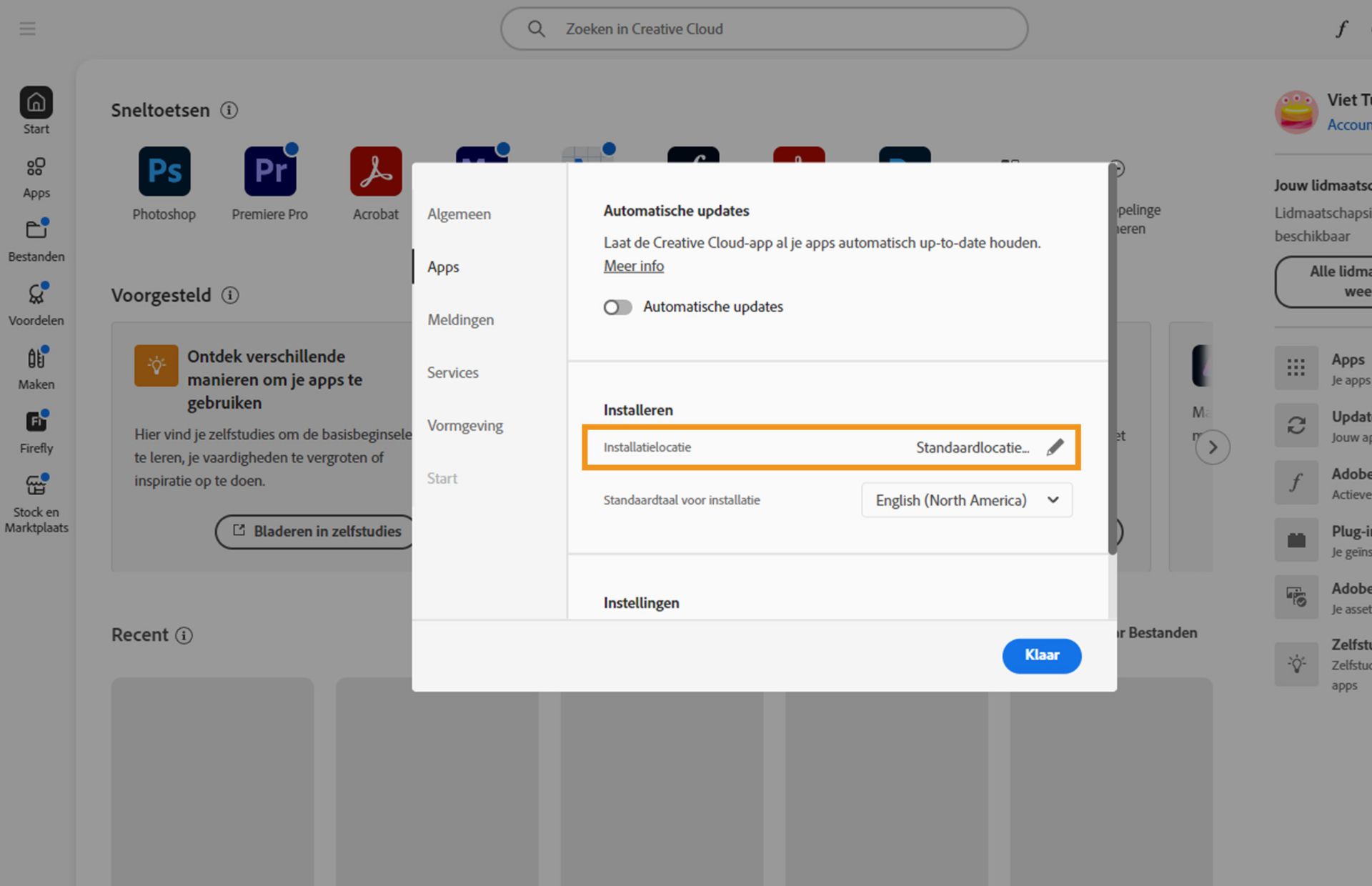 Het deelvenster Voorkeuren van Adobe Creative Cloud is geopend op het tabblad Apps met de sectie Installeren gemarkeerd, waar gebruikers de standaard installatielocatie kunnen instellen.