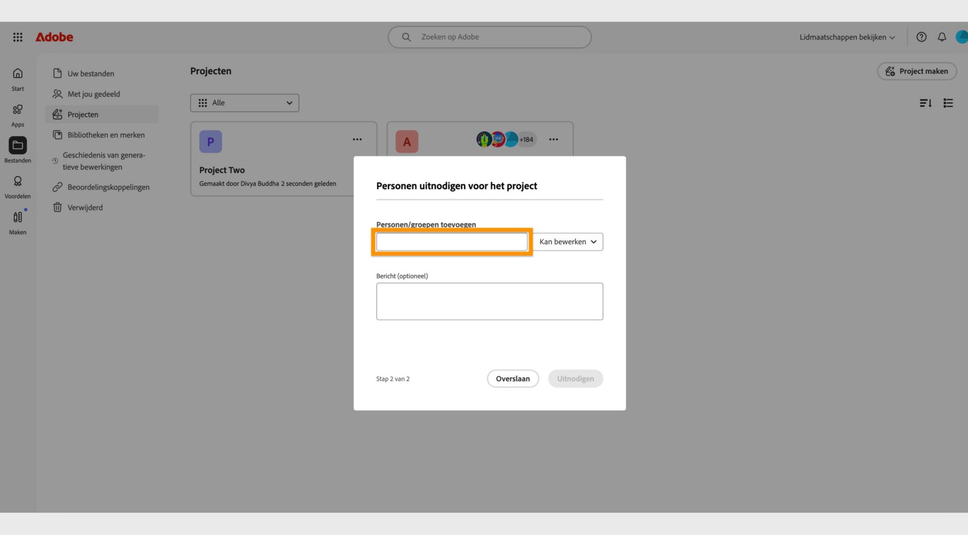 De ruimte om personen of groepen toe te voegen, gemarkeerd in het dialoogvenster, stelt je in staat om je Project te Delen met anderen. 