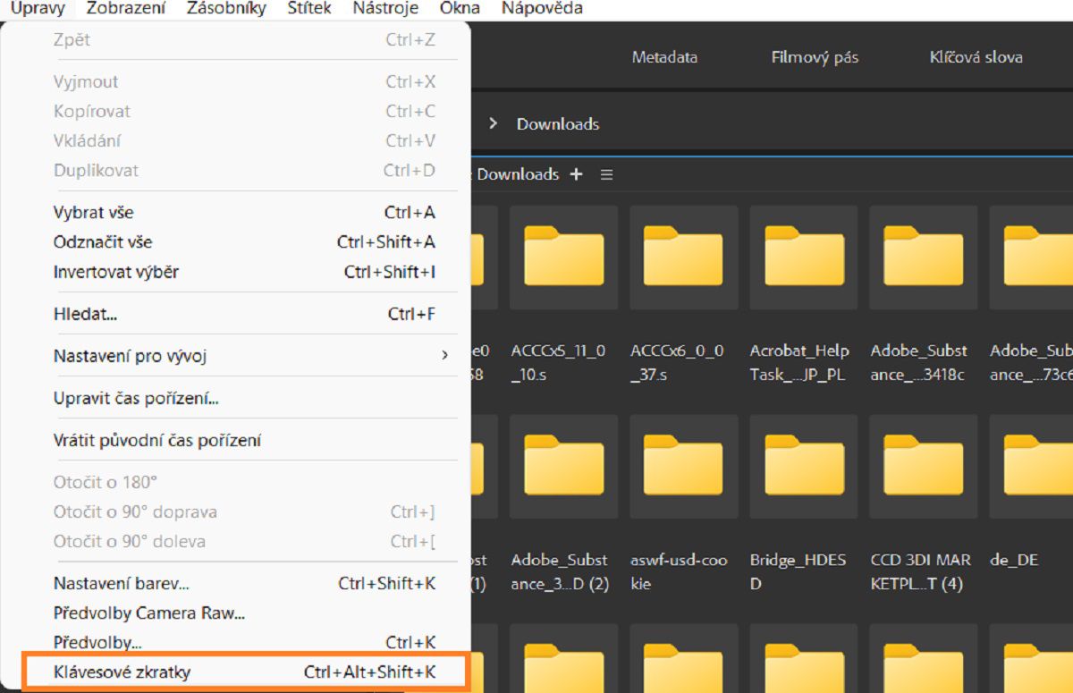 Přečtěte si, jak spustit panel klávesových zkratek v aplikaci Adobe Bridge.
