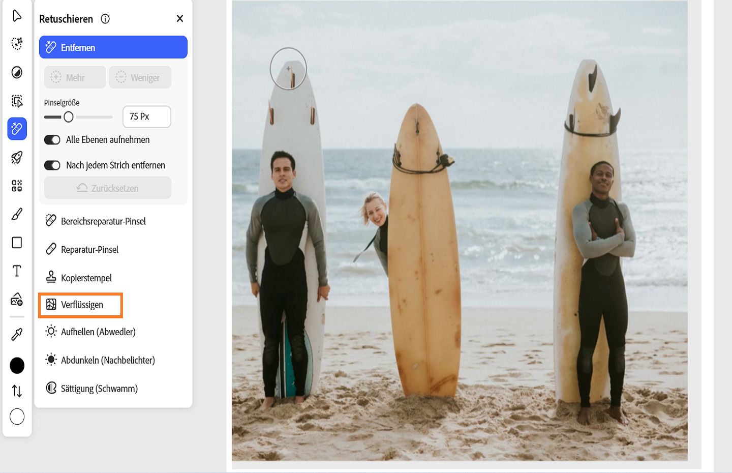 Das Retuschieren-Bedienfeld zeigt das hervorgehobene Verflüssigen-Werkzeug, das zum Verzerren, Retuschieren und Verbessern von Bildern verwendet wird.