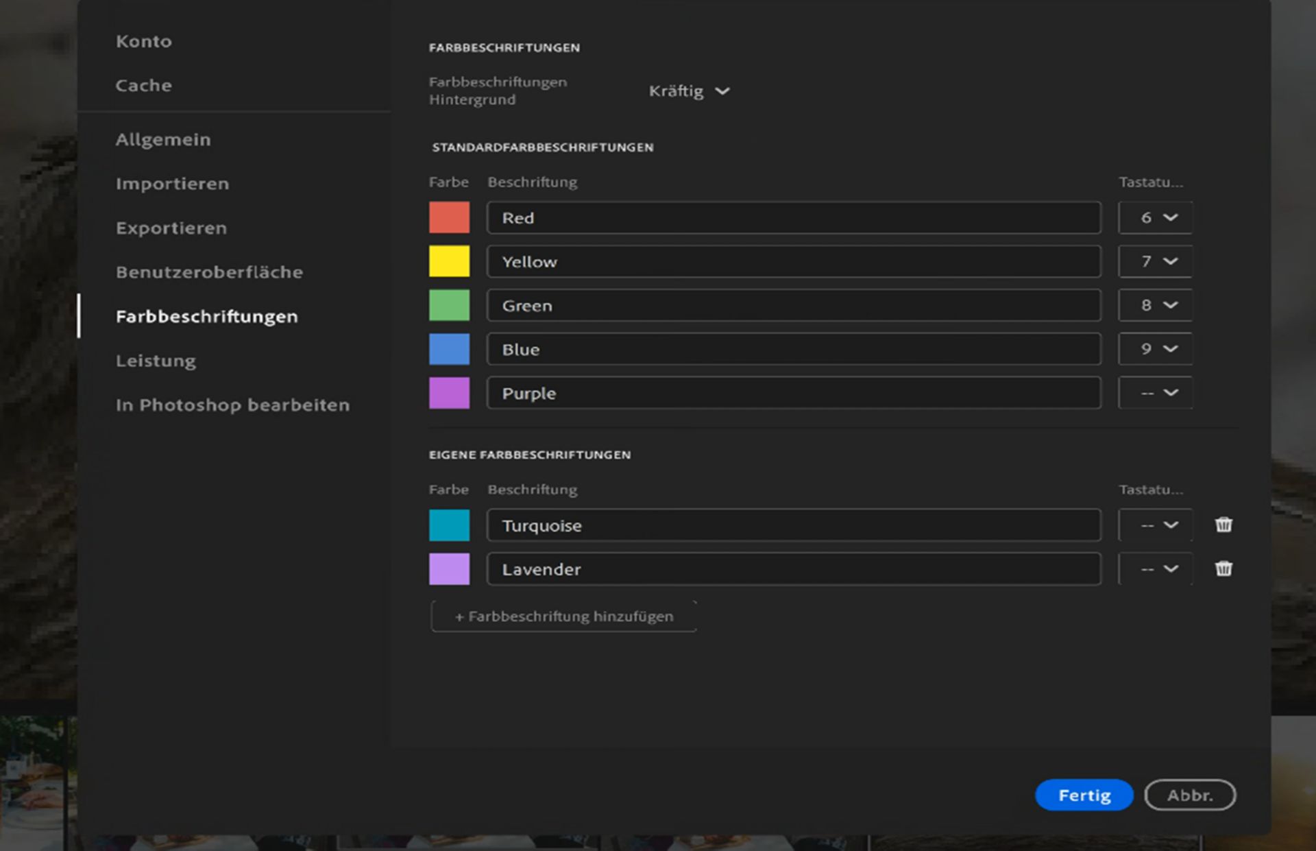 Dialogfeld „Voreinstellungen“ in Lightroom mit Standard- und benutzerdefinierten Farbbeschriftungseinstellungen, einschließlich Bezeichnungsnamen, Farben und Tastaturbefehlen.