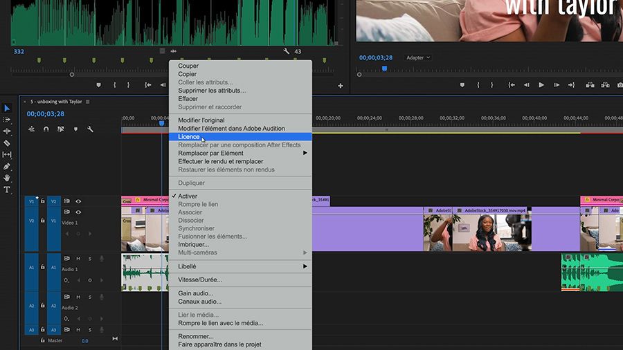 Dans le panneau Montage, une ressource audio Adobe Stock est sélectionnée et l’option Licence du menu contextuel est mise en surbrillance.