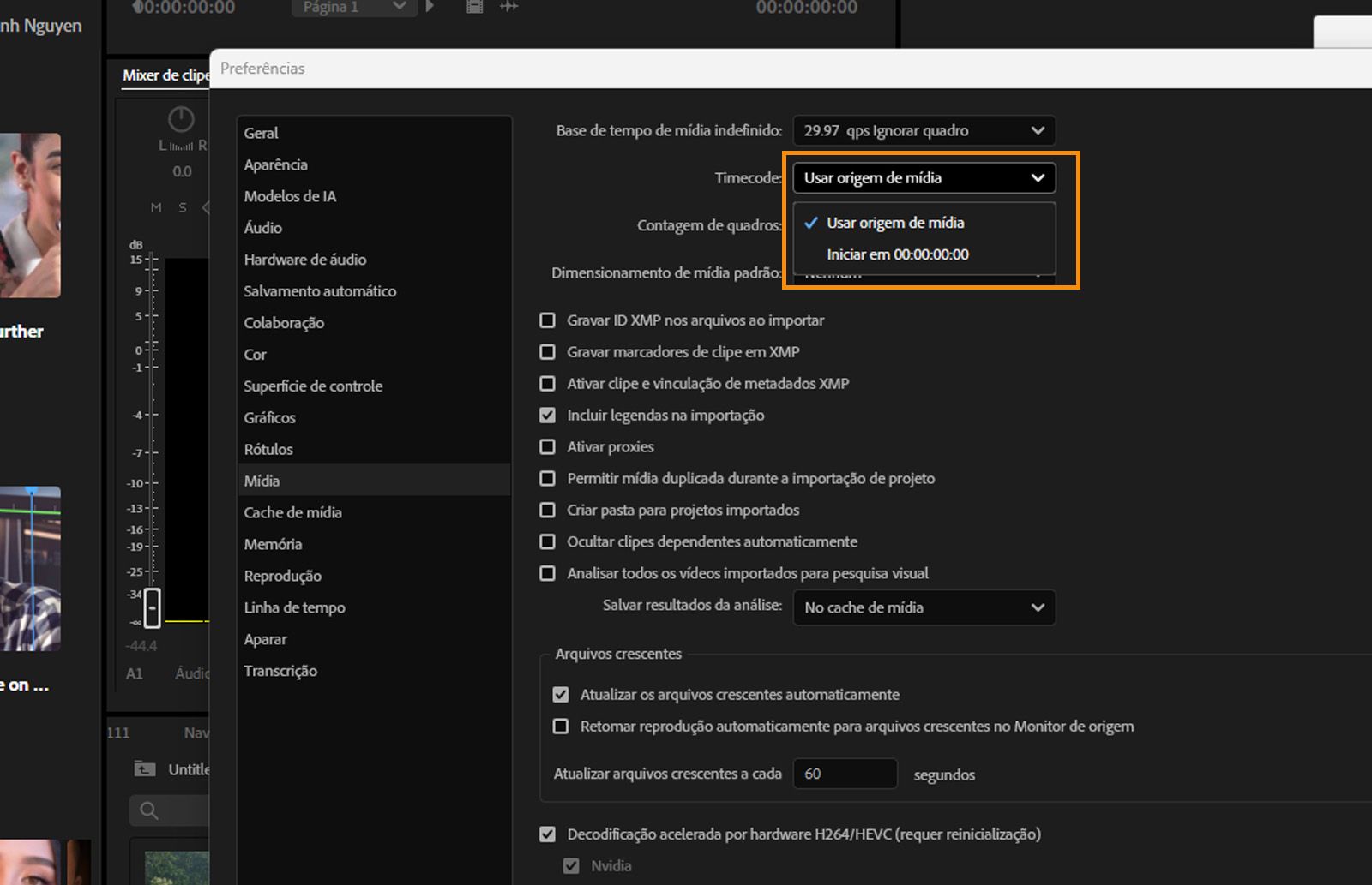 A caixa de diálogo Preferências aberta e no painel Mídia, campo Timecode, a opção Usar fonte de mídia está selecionada.