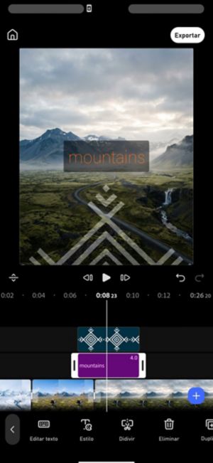 Cronología que muestra un clip de texto con la palabra «montañas» y una superposición gráfica apilados encima de la pista de vídeo principal.
