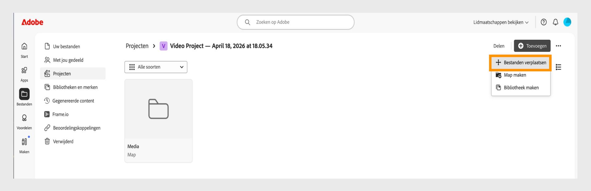Adobe-interface met de werkruimte "Projects". Het menu "Toevoegen" is uitgeklapt met de optie "Bestanden verplaatsen" gemarkeerd, naast "Map maken" en "Bibliotheek maken".