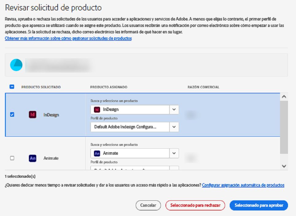 Pantalla de revisión de solicitudes de productos con varias solicitudes y una de ellas se ha seleccionado para aprobarla