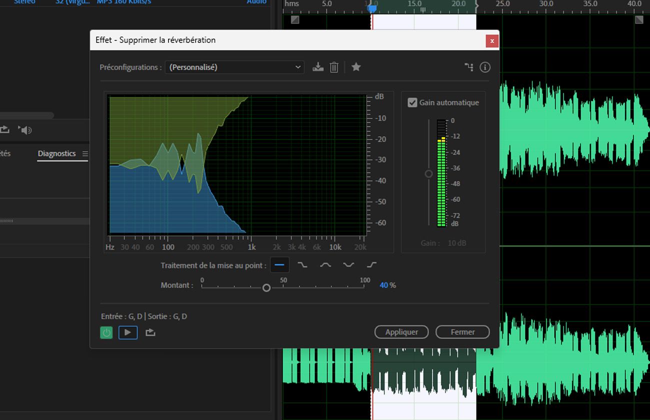 La boîte de dialogue de l’effet DeReverb est ouverte, avec des options pour estimer le profil de réverbération et ajuster la quantité de réverbération.