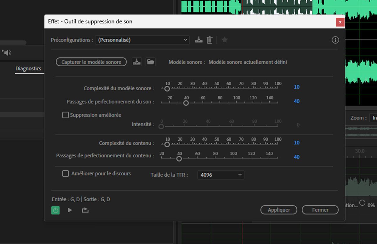 La boîte de dialogue de l’effet Suppresseur de son est ouverte, et des options comme Apprendre le modèle sonore, Complexité du modèle sonore et Complexité du contenu sont disponibles.