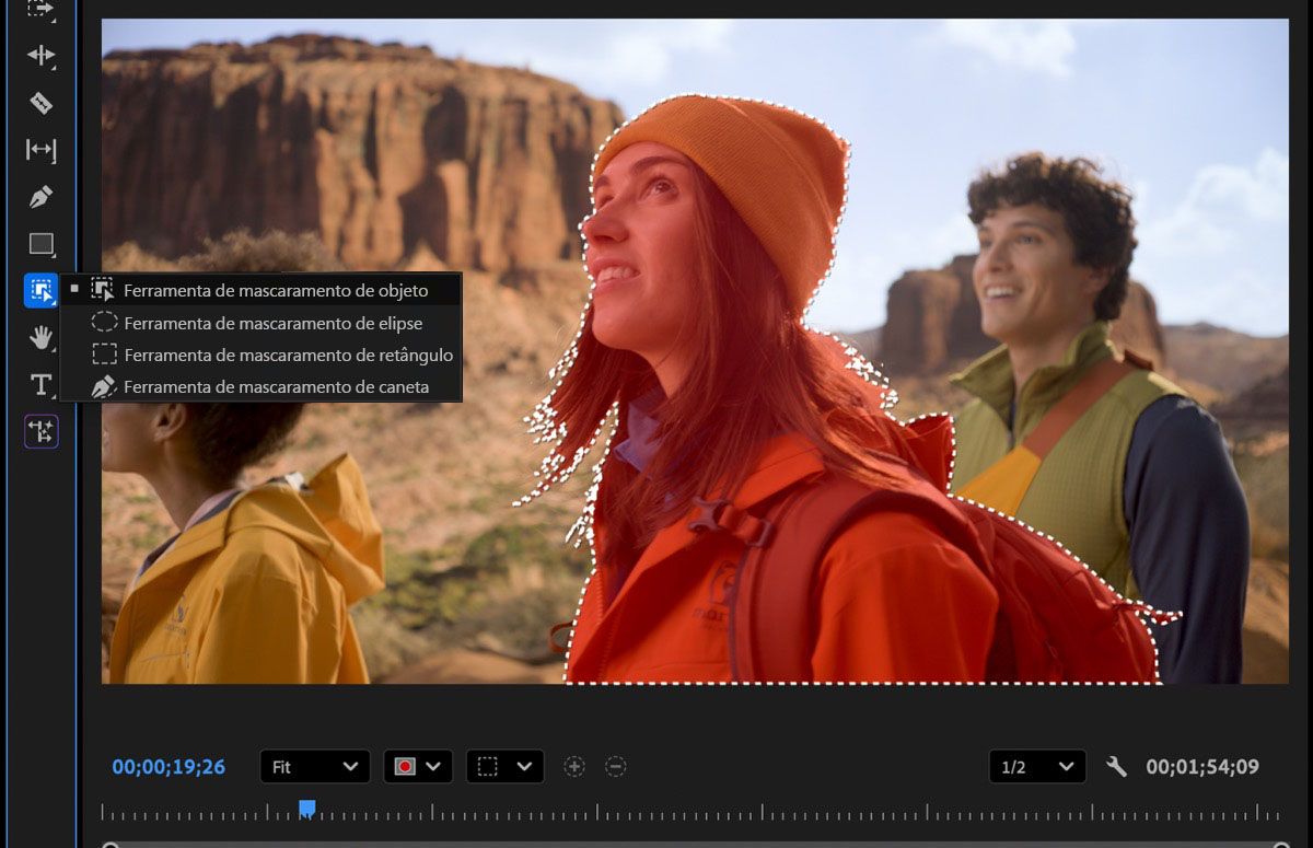 도구 모음에서 개체 마스크 도구가 선택되어 있고, 프로그램 모니터에서 점선 마스크로 윤곽이 표시된 사람이 보입니다.