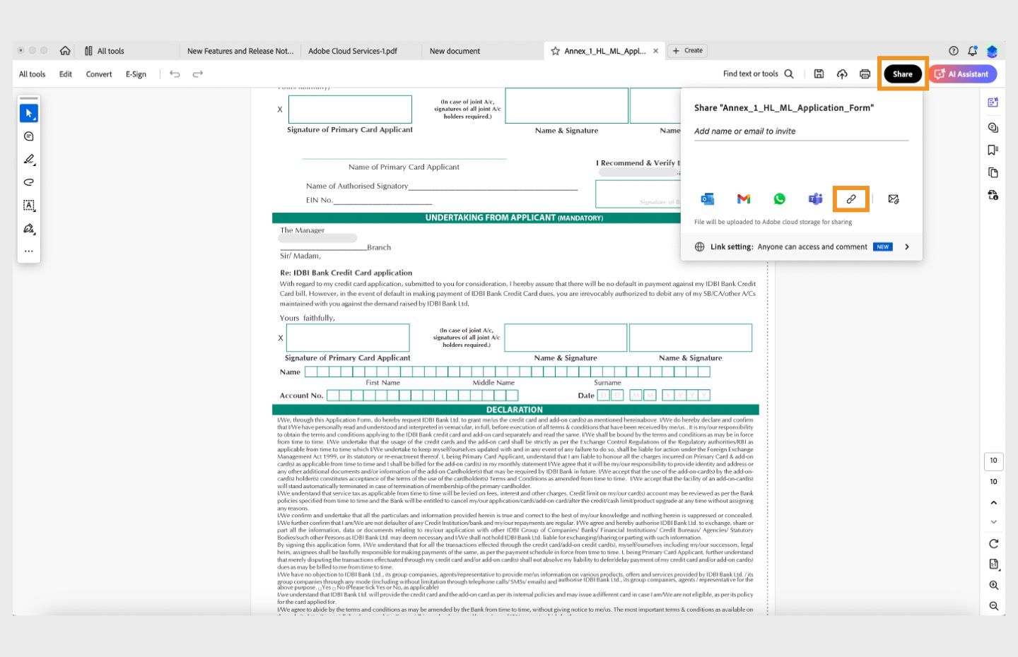 טופס PDF נפתח ב-Acrobat ומוצג Share options. 