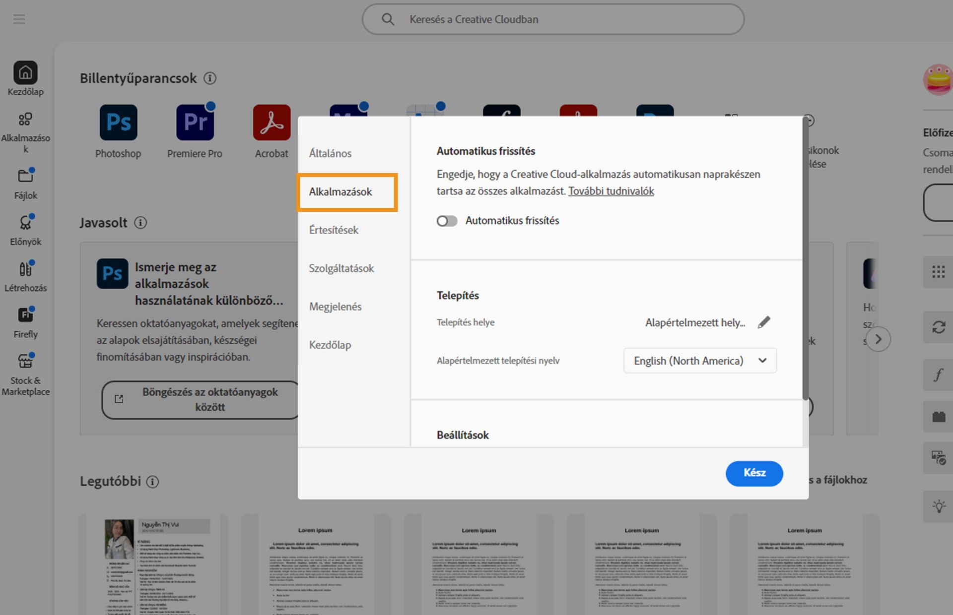 Az Adobe Creative Cloud beállítások panel megnyitva az „Alkalmazások” fülön, mutatva az automatikus frissítés, telepítési hely és sávszélesség-használat lehetőségeket.