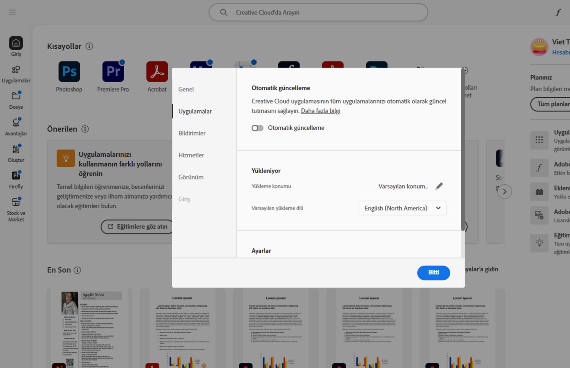 &quot;Dil&quot; sekmesinde açık olan Adobe Creative Cloud tercihler paneli, varsayılan uygulama yükleme dilini ayarlama seçeneğini vurguluyor.